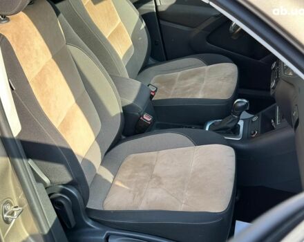 Бежевый Фольксваген Тигуан, объемом двигателя 2 л и пробегом 130 тыс. км за 17940 $, фото 41 на Automoto.ua