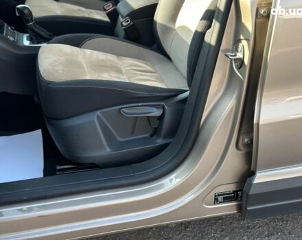 Бежевый Фольксваген Тигуан, объемом двигателя 2 л и пробегом 130 тыс. км за 17940 $, фото 22 на Automoto.ua