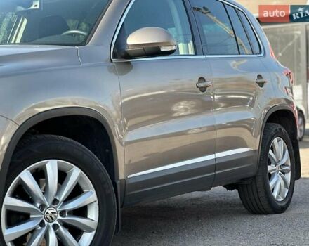 Бежевый Фольксваген Тигуан, объемом двигателя 2 л и пробегом 130 тыс. км за 17940 $, фото 3 на Automoto.ua