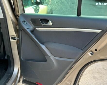 Бежевый Фольксваген Тигуан, объемом двигателя 2 л и пробегом 130 тыс. км за 17940 $, фото 44 на Automoto.ua