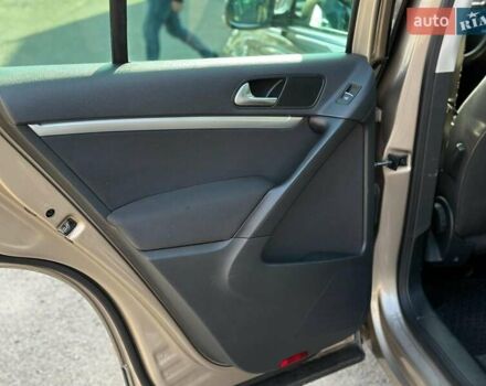 Бежевый Фольксваген Тигуан, объемом двигателя 2 л и пробегом 130 тыс. км за 17940 $, фото 18 на Automoto.ua