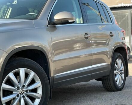 Бежевый Фольксваген Тигуан, объемом двигателя 2 л и пробегом 130 тыс. км за 17940 $, фото 4 на Automoto.ua