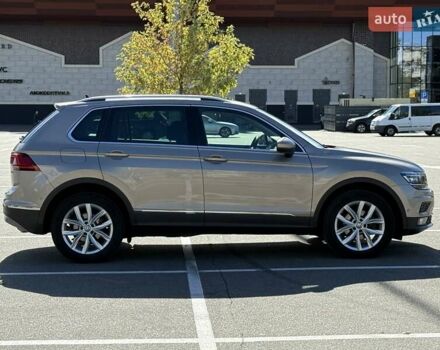 Бежевый Фольксваген Тигуан, объемом двигателя 1.98 л и пробегом 99 тыс. км за 27500 $, фото 5 на Automoto.ua