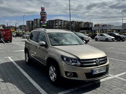 Фольксваген Тігуан 2012 у Львові на Automoto.ua Бежевий Фольксваген Тігуан, об'ємом двигуна 1.98 л та пробігом 200 тис. км за 11900 $, фото 1 на Automoto.ua