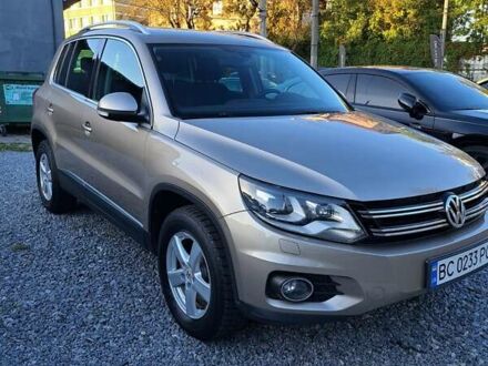 Бежевый Фольксваген Тигуан, объемом двигателя 1.97 л и пробегом 135 тыс. км за 15900 $, фото 1 на Automoto.ua