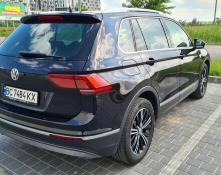 Черный Фольксваген Тигуан, объемом двигателя 0 л и пробегом 224 тыс. км за 23000 $, фото 3 на Automoto.ua