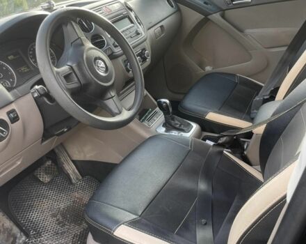 Черный Фольксваген Тигуан, объемом двигателя 2 л и пробегом 180 тыс. км за 8200 $, фото 7 на Automoto.ua