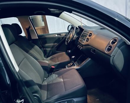 Черный Фольксваген Тигуан, объемом двигателя 2 л и пробегом 185 тыс. км за 9999 $, фото 6 на Automoto.ua