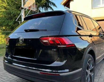 Черный Фольксваген Тигуан, объемом двигателя 2 л и пробегом 98 тыс. км за 15000 $, фото 5 на Automoto.ua