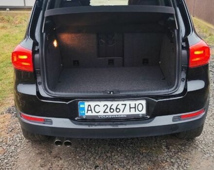 Черный Фольксваген Тигуан, объемом двигателя 2 л и пробегом 278 тыс. км за 12000 $, фото 3 на Automoto.ua