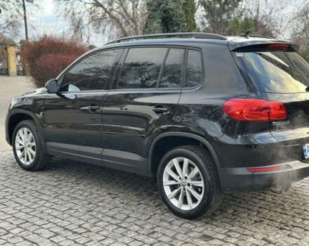 Черный Фольксваген Тигуан, объемом двигателя 2 л и пробегом 107 тыс. км за 13600 $, фото 5 на Automoto.ua