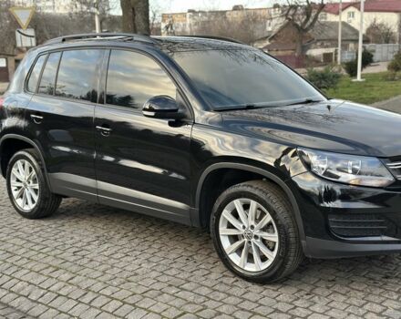 Черный Фольксваген Тигуан, объемом двигателя 2 л и пробегом 107 тыс. км за 13600 $, фото 10 на Automoto.ua