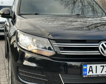 Черный Фольксваген Тигуан, объемом двигателя 2 л и пробегом 107 тыс. км за 13600 $, фото 3 на Automoto.ua