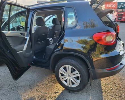 Черный Фольксваген Тигуан, объемом двигателя 1.97 л и пробегом 290 тыс. км за 9899 $, фото 87 на Automoto.ua