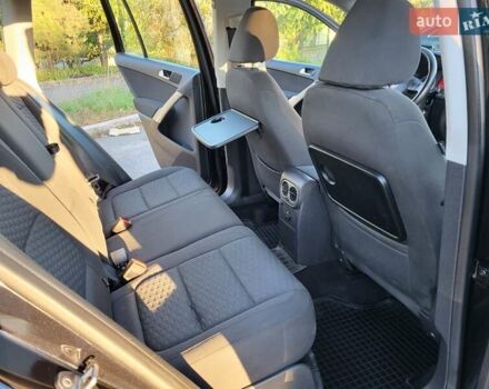 Черный Фольксваген Тигуан, объемом двигателя 1.97 л и пробегом 290 тыс. км за 9899 $, фото 123 на Automoto.ua