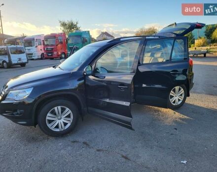 Черный Фольксваген Тигуан, объемом двигателя 1.97 л и пробегом 290 тыс. км за 9899 $, фото 82 на Automoto.ua