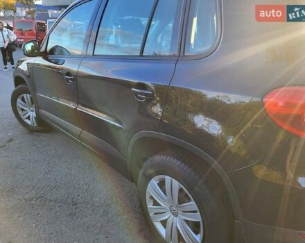 Черный Фольксваген Тигуан, объемом двигателя 1.97 л и пробегом 290 тыс. км за 9899 $, фото 10 на Automoto.ua