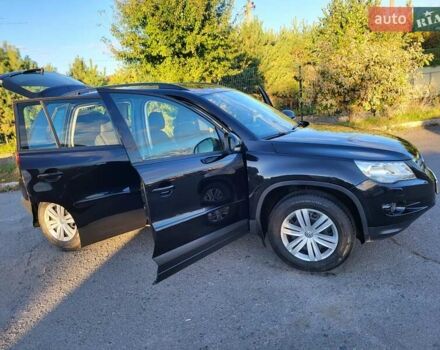 Черный Фольксваген Тигуан, объемом двигателя 1.97 л и пробегом 290 тыс. км за 9899 $, фото 94 на Automoto.ua