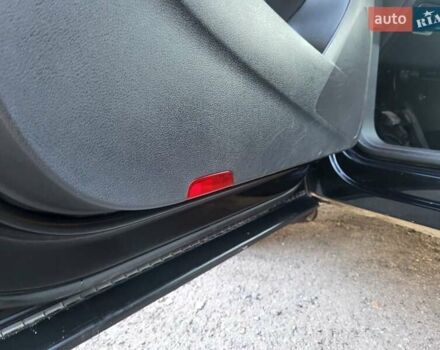 Черный Фольксваген Тигуан, объемом двигателя 1.97 л и пробегом 290 тыс. км за 9899 $, фото 142 на Automoto.ua