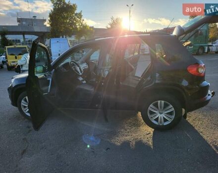 Черный Фольксваген Тигуан, объемом двигателя 1.97 л и пробегом 290 тыс. км за 9899 $, фото 85 на Automoto.ua