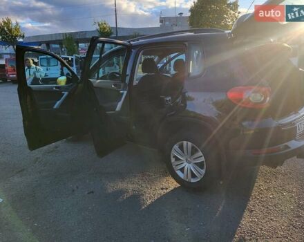 Черный Фольксваген Тигуан, объемом двигателя 1.97 л и пробегом 290 тыс. км за 9899 $, фото 86 на Automoto.ua