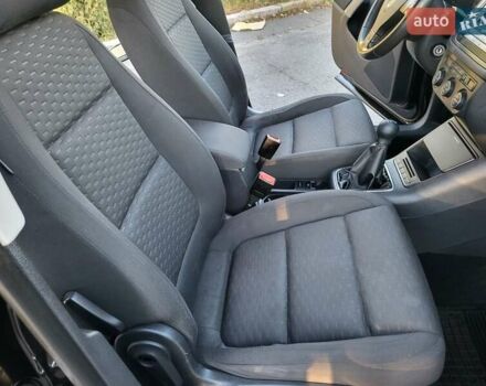 Черный Фольксваген Тигуан, объемом двигателя 1.97 л и пробегом 290 тыс. км за 9899 $, фото 134 на Automoto.ua