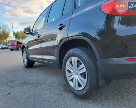 Черный Фольксваген Тигуан, объемом двигателя 1.97 л и пробегом 290 тыс. км за 9899 $, фото 35 на Automoto.ua