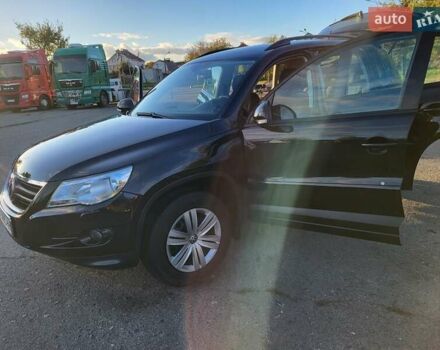 Черный Фольксваген Тигуан, объемом двигателя 1.97 л и пробегом 290 тыс. км за 9899 $, фото 79 на Automoto.ua