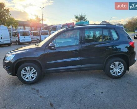 Черный Фольксваген Тигуан, объемом двигателя 1.97 л и пробегом 290 тыс. км за 9899 $, фото 25 на Automoto.ua