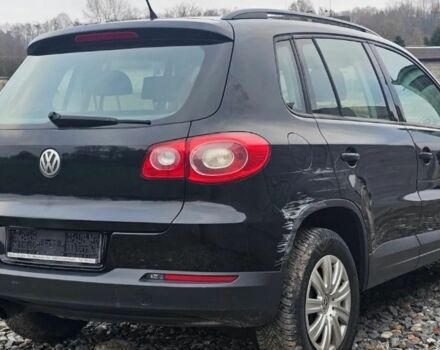 Черный Фольксваген Тигуан, объемом двигателя 1.39 л и пробегом 256 тыс. км за 2600 $, фото 7 на Automoto.ua