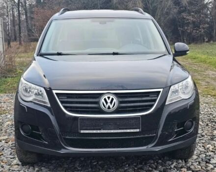 Черный Фольксваген Тигуан, объемом двигателя 1.39 л и пробегом 256 тыс. км за 2600 $, фото 3 на Automoto.ua
