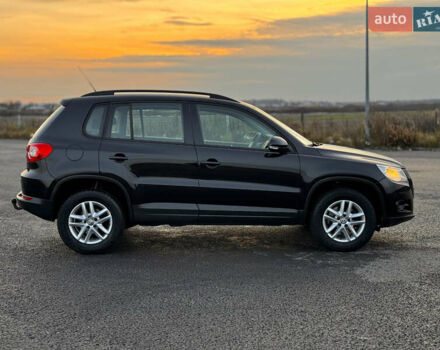 Чорний Фольксваген Тігуан, об'ємом двигуна 1.4 л та пробігом 211 тис. км за 8900 $, фото 9 на Automoto.ua