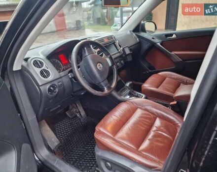 Черный Фольксваген Тигуан, объемом двигателя 2 л и пробегом 247 тыс. км за 13300 $, фото 10 на Automoto.ua