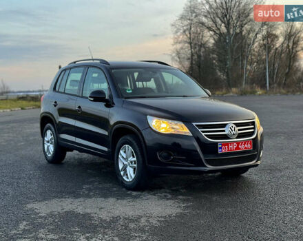 Чорний Фольксваген Тігуан, об'ємом двигуна 1.4 л та пробігом 211 тис. км за 8900 $, фото 7 на Automoto.ua
