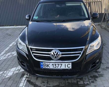 Чорний Фольксваген Тігуан, об'ємом двигуна 1.97 л та пробігом 276 тис. км за 12000 $, фото 11 на Automoto.ua