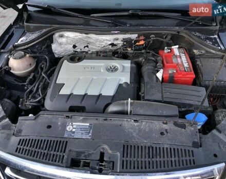 Чорний Фольксваген Тігуан, об'ємом двигуна 1.97 л та пробігом 276 тис. км за 12000 $, фото 10 на Automoto.ua