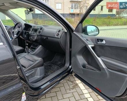 Чорний Фольксваген Тігуан, об'ємом двигуна 1.4 л та пробігом 292 тис. км за 8900 $, фото 4 на Automoto.ua