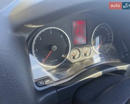 Черный Фольксваген Тигуан, объемом двигателя 1.97 л и пробегом 250 тыс. км за 10199 $, фото 3 на Automoto.ua