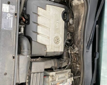 Черный Фольксваген Тигуан, объемом двигателя 2 л и пробегом 380 тыс. км за 8499 $, фото 9 на Automoto.ua