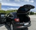 Черный Фольксваген Тигуан, объемом двигателя 1.97 л и пробегом 325 тыс. км за 11500 $, фото 3 на Automoto.ua