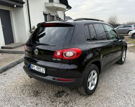 Черный Фольксваген Тигуан, объемом двигателя 2 л и пробегом 285 тыс. км за 2700 $, фото 4 на Automoto.ua