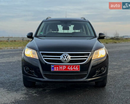 Чорний Фольксваген Тігуан, об'ємом двигуна 1.4 л та пробігом 211 тис. км за 8900 $, фото 5 на Automoto.ua