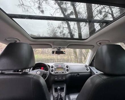 Черный Фольксваген Тигуан, объемом двигателя 1.97 л и пробегом 214 тыс. км за 13500 $, фото 25 на Automoto.ua