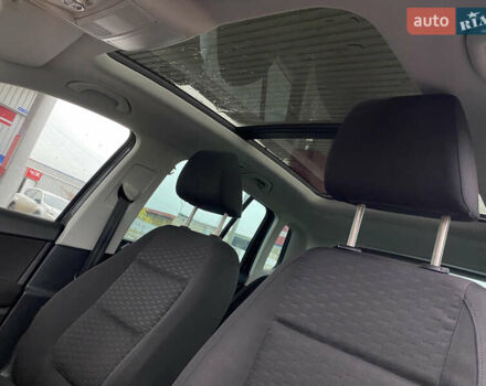 Черный Фольксваген Тигуан, объемом двигателя 1.4 л и пробегом 183 тыс. км за 9300 $, фото 11 на Automoto.ua