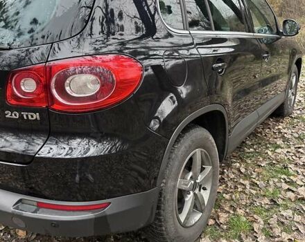 Черный Фольксваген Тигуан, объемом двигателя 1.97 л и пробегом 214 тыс. км за 13500 $, фото 7 на Automoto.ua