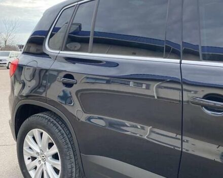 Чорний Фольксваген Тігуан, об'ємом двигуна 1.97 л та пробігом 276 тис. км за 12000 $, фото 12 на Automoto.ua