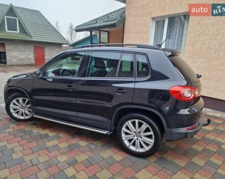 Черный Фольксваген Тигуан, объемом двигателя 2 л и пробегом 247 тыс. км за 13300 $, фото 2 на Automoto.ua