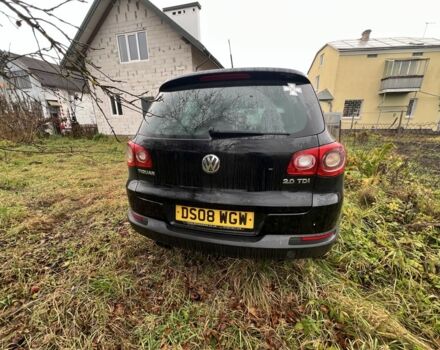 Черный Фольксваген Тигуан, объемом двигателя 2 л и пробегом 235 тыс. км за 4766 $, фото 4 на Automoto.ua