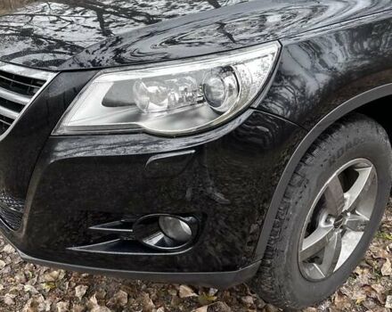 Черный Фольксваген Тигуан, объемом двигателя 1.97 л и пробегом 214 тыс. км за 13500 $, фото 8 на Automoto.ua