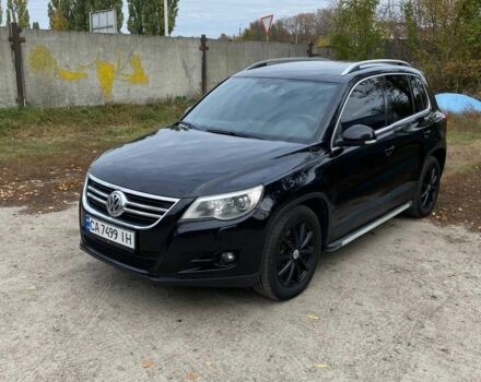 Черный Фольксваген Тигуан, объемом двигателя 2 л и пробегом 380 тыс. км за 8499 $, фото 10 на Automoto.ua